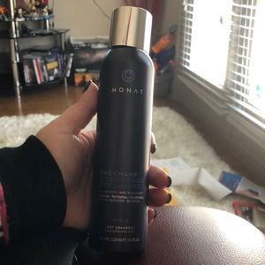 Monat- The Champ Conditioning Dry Shampoo